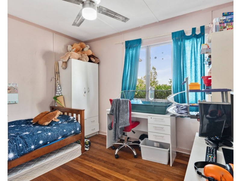 38 Jacaranda Avenue, Logan Central QLD 4114