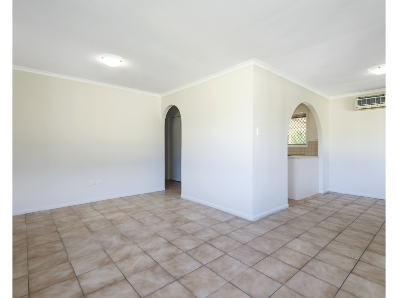 1 Anchusa Street, Kingston QLD 4114