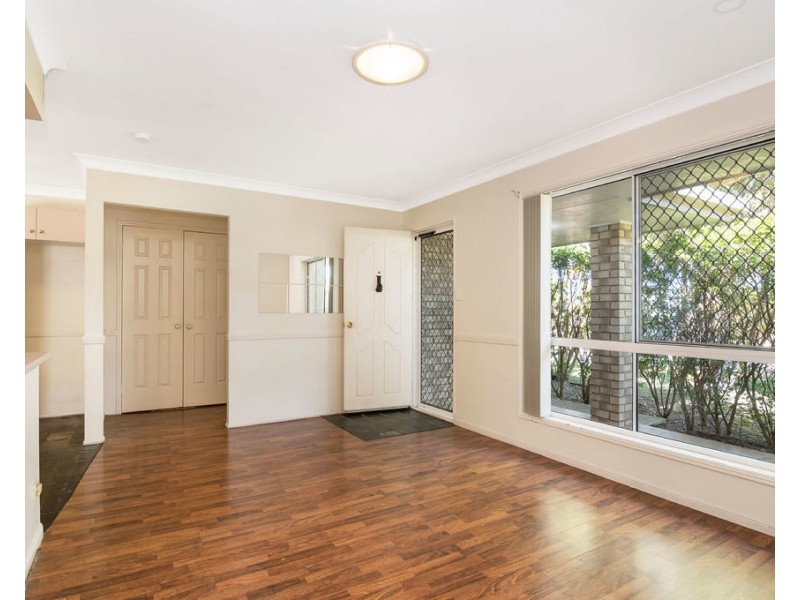 19 Highbury Drive, Crestmead QLD 4132