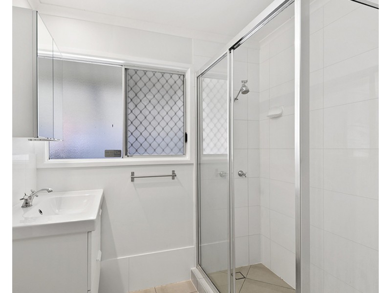 5 Sylvia Street, Loganlea QLD 4131