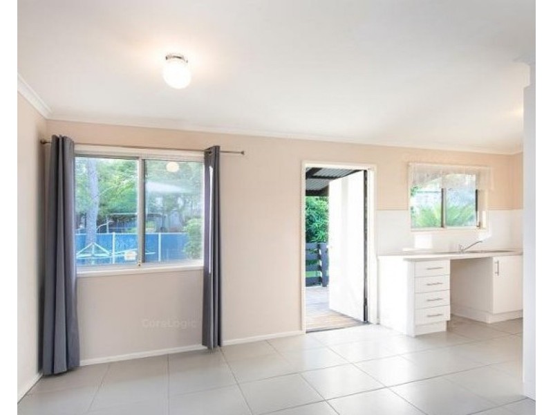 34 Palm Avenue, Kingston QLD 4114