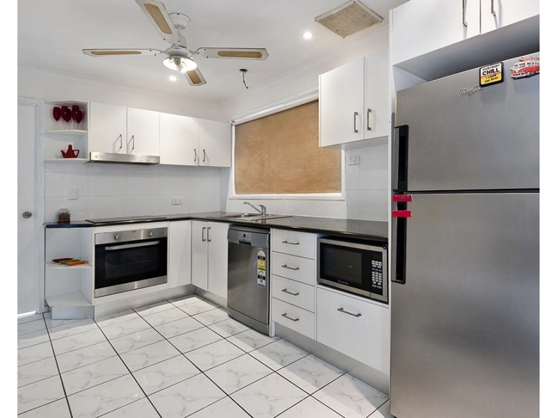 6  Ben Street, Browns Plains QLD 4118
