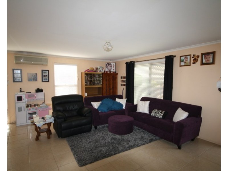 43 Christopher Street, Slacks Creek QLD 4127