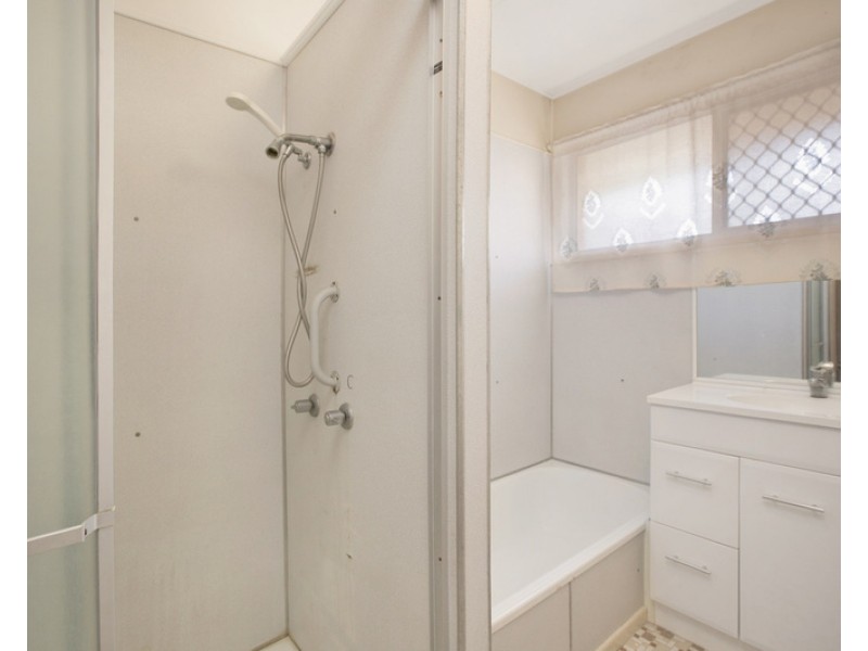 18 Meilandt Street, Wynnum QLD 4178