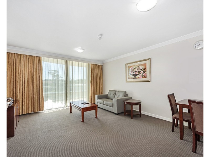 210/14 Carol Avenue, Springwood QLD 4127