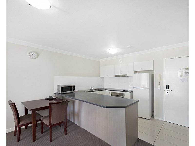 210/14 Carol Avenue, Springwood QLD 4127