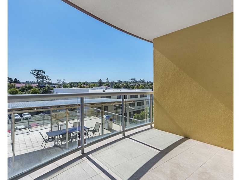 210/14 Carol Avenue, Springwood QLD 4127
