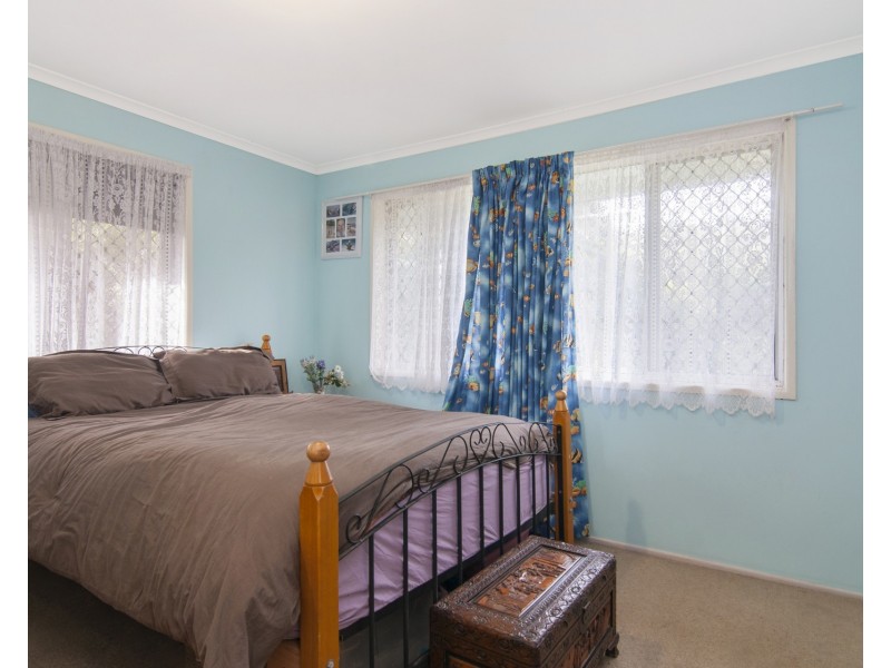 65 Rholanda Crescent, Springwood QLD 4127