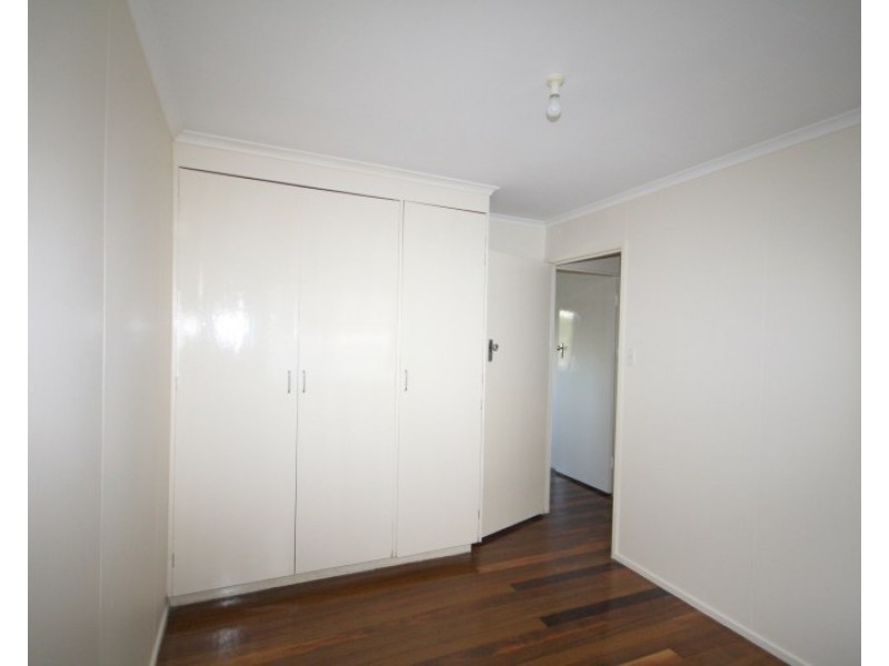 12 Claudia Street, Kingston QLD 4114