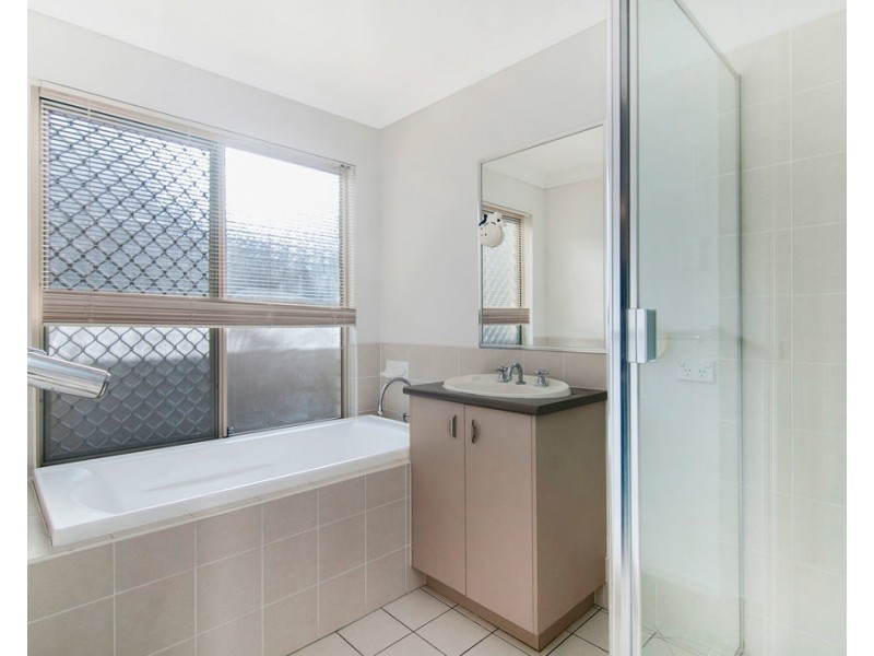 40 Griffen Place, Crestmead QLD 4132