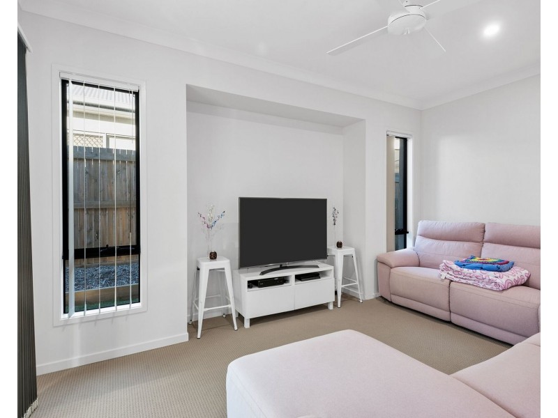 30  Morna Street, Newport QLD 4020