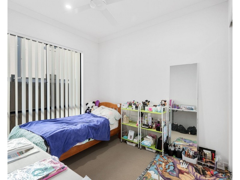 30  Morna Street, Newport QLD 4020