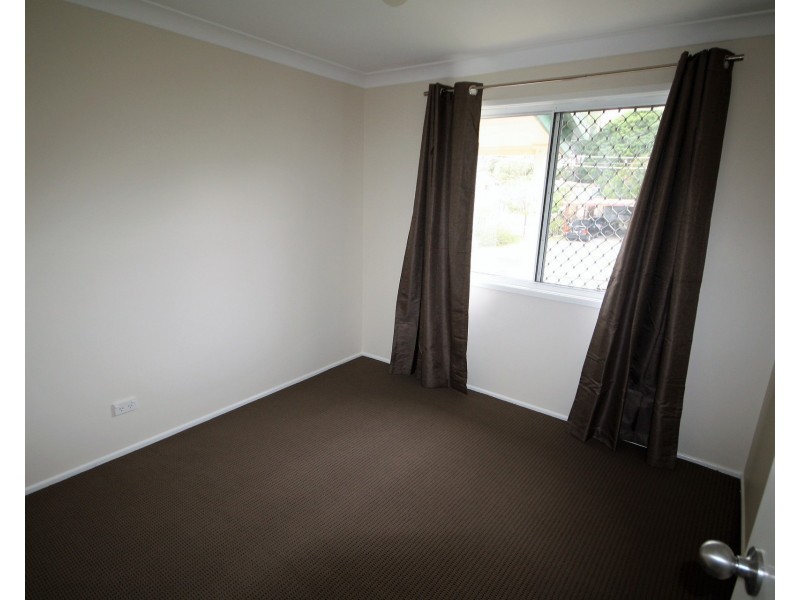 2 Blaxland Street, Boronia Heights QLD 4124
