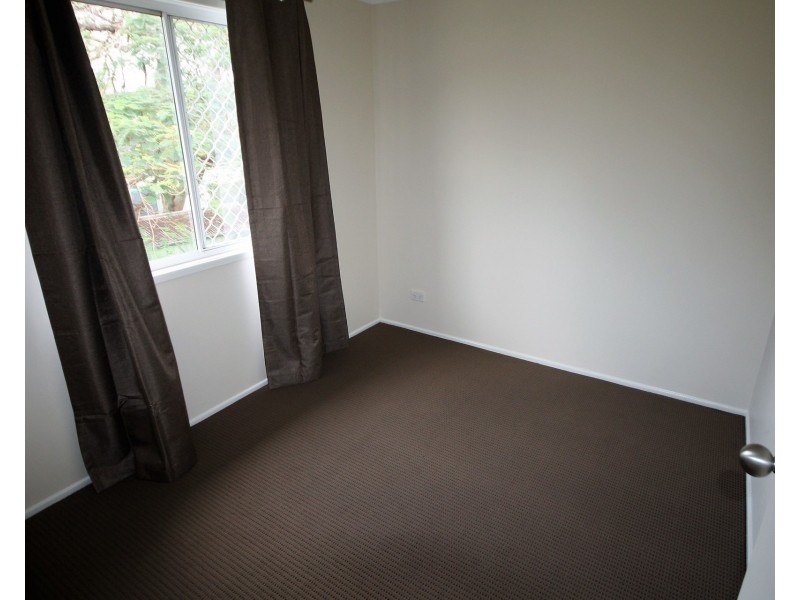 2 Blaxland Street, Boronia Heights QLD 4124