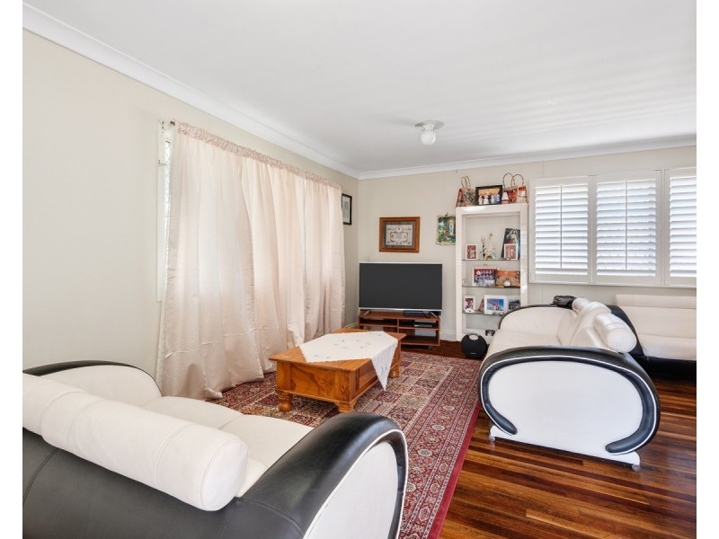 17 Schodel Street, Woodridge QLD 4114