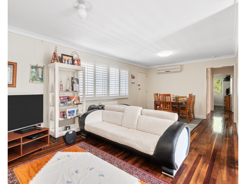 17 Schodel Street, Woodridge QLD 4114