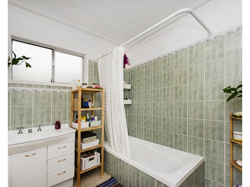 70 Juers Street, Kingston QLD 4114