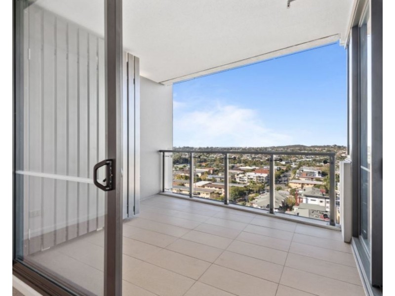 11406/300 Old Cleveland Road, Coorparoo QLD 4151