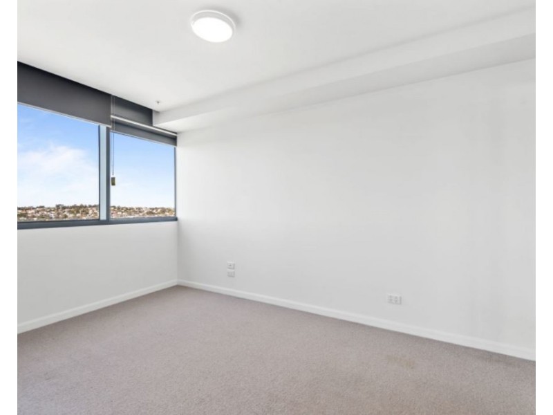 11406/300 Old Cleveland Road, Coorparoo QLD 4151