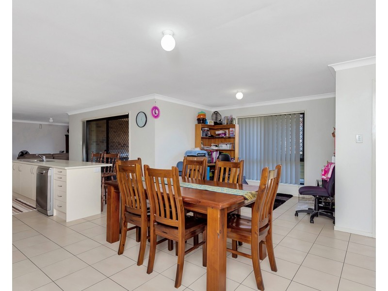 15 Davison Court, Marsden QLD 4132