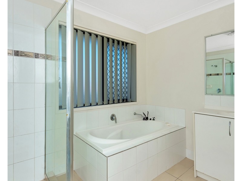 15 Davison Court, Marsden QLD 4132