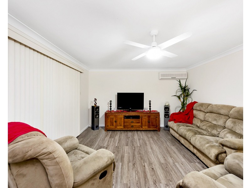 51 Limerick Drive, Crestmead QLD 4132