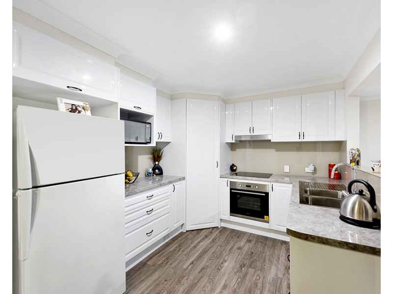 51 Limerick Drive, Crestmead QLD 4132