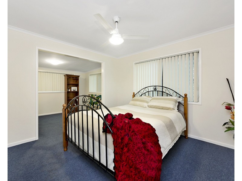 51 Limerick Drive, Crestmead QLD 4132