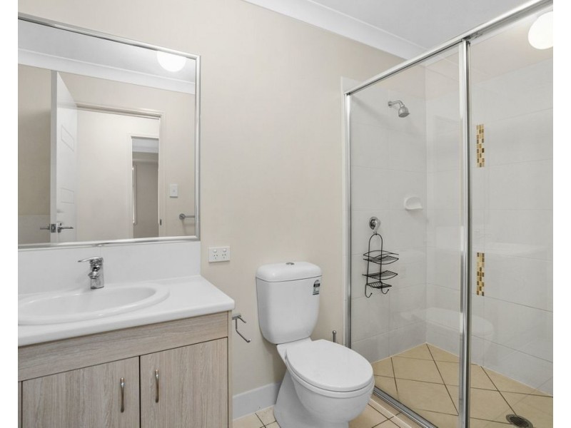 9 Eden Lane, Marsden QLD 4132