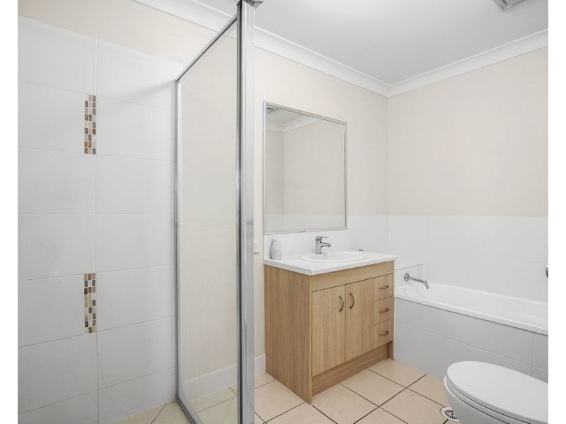 9 Eden Lane, Marsden QLD 4132