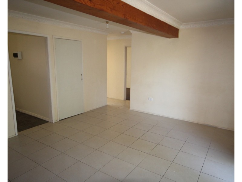 1/50 Defiance Road, Woodridge QLD 4114