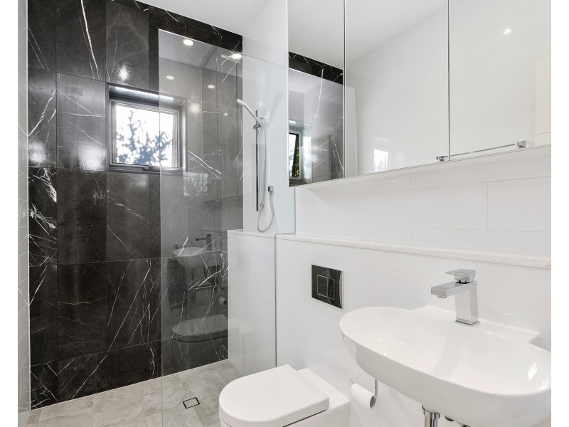 1/158 Norman Avenue, Norman Park QLD 4170