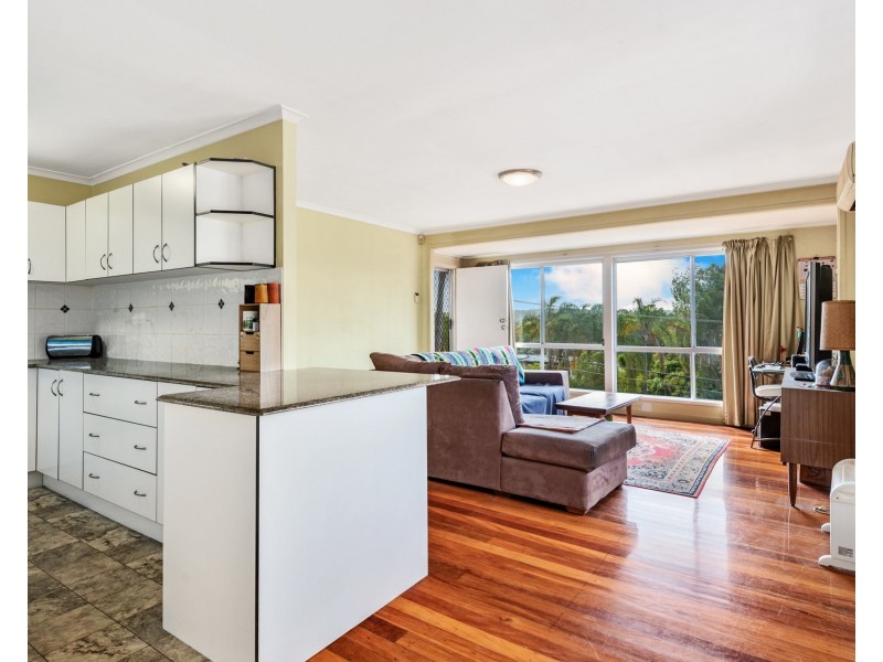 4 Eyre Street, Woodridge QLD 4114