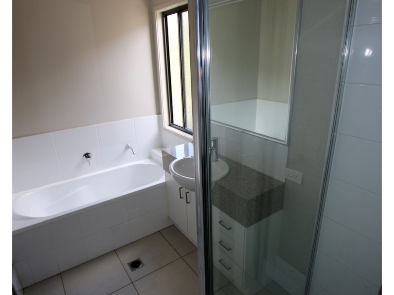 18 Stratus Lane, Coomera QLD 4209