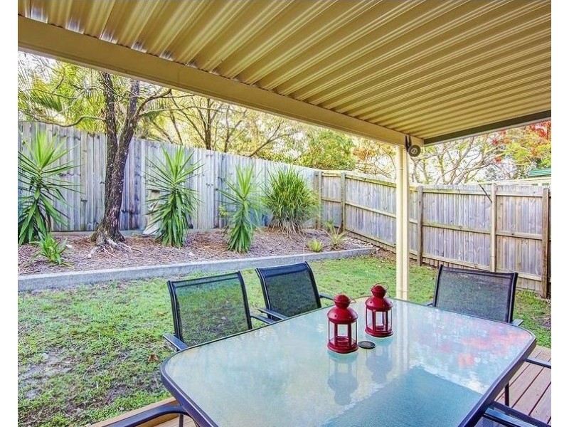 8/84-86 Castile Crescent, Edens Landing QLD 4207