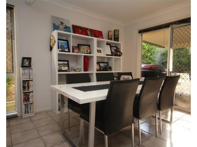 8/84-86 Castile Crescent, Edens Landing QLD 4207