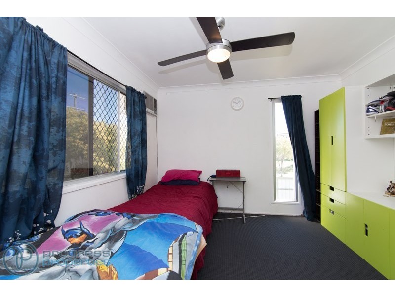 7 Satinwood Street, Crestmead QLD 4132
