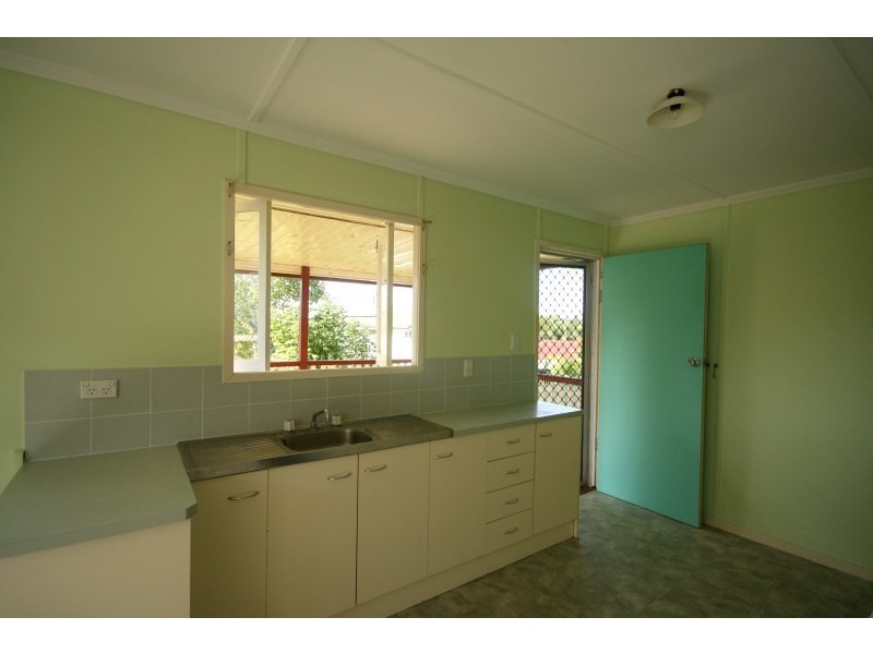 121 Ewing Road, Woodridge QLD 4114