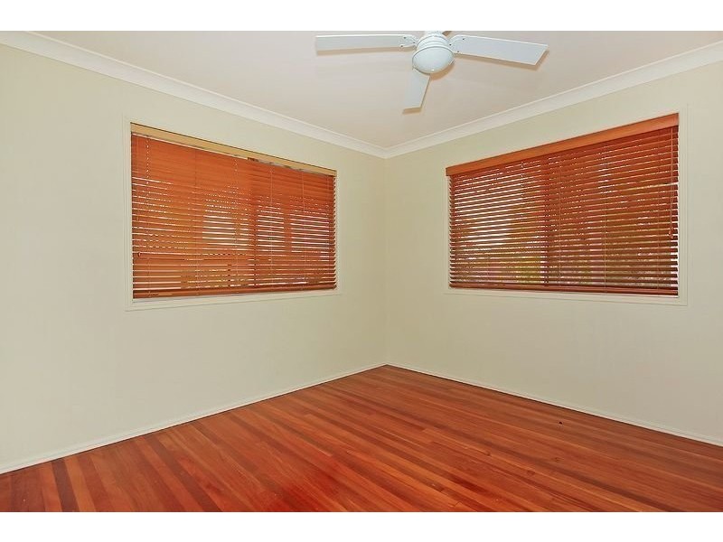 22 Poppy Street, Kingston QLD 4114