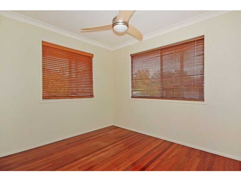 22 Poppy Street, Kingston QLD 4114