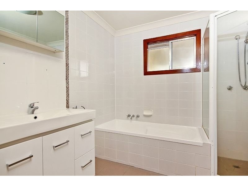 22 Poppy Street, Kingston QLD 4114