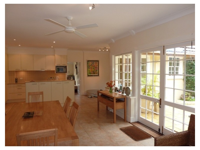 9 Amarna Parade, Roseville NSW 2069