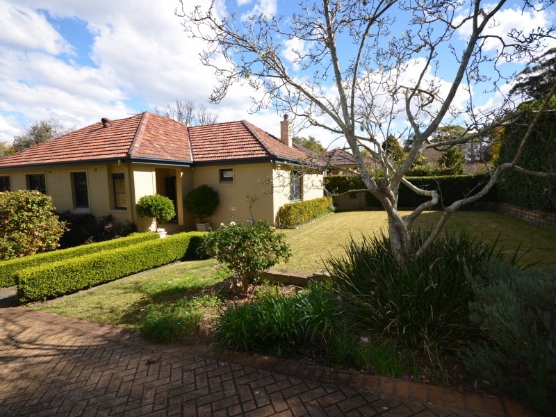 130 Provincial Road, Lindfield NSW 2070