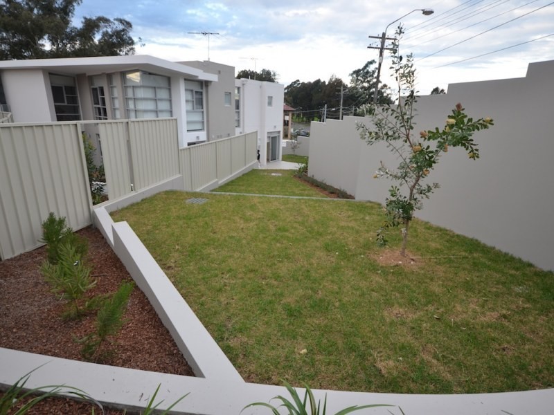 2B Bamboo Avenue, Earlwood NSW 2206