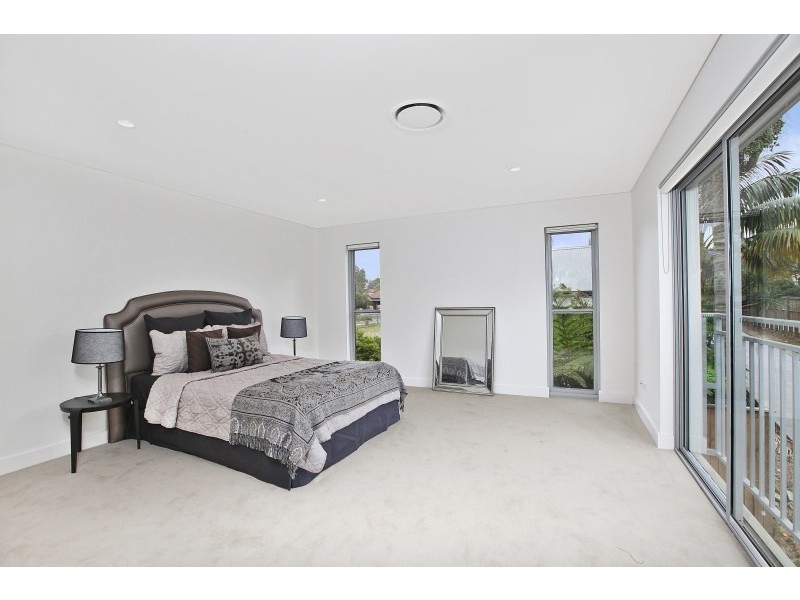47 Alpha Road, Willoughby NSW 2068