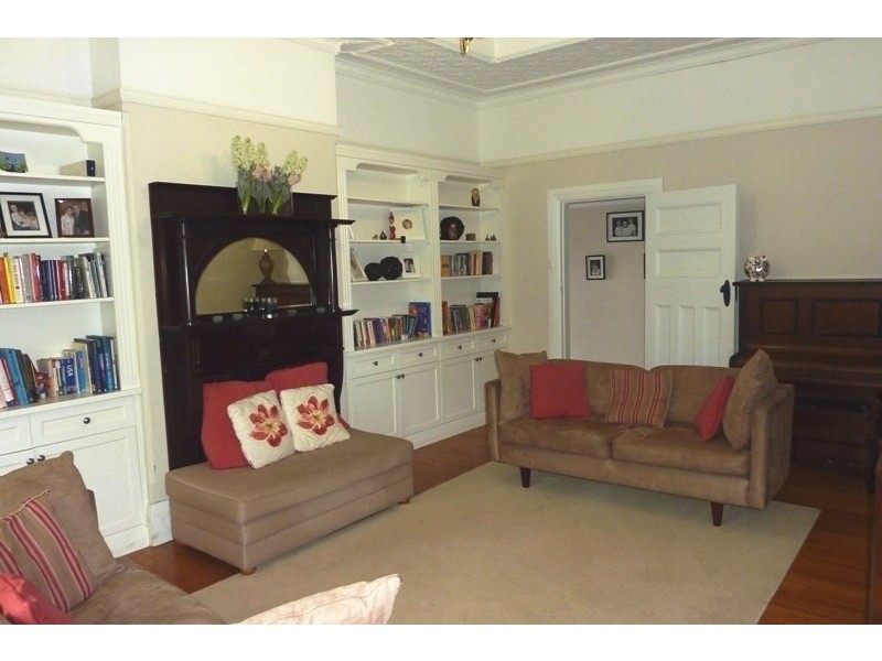 15 Victoria Street, Roseville NSW 2069