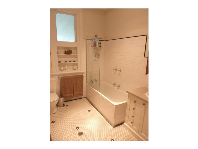 15 Victoria Street, Roseville NSW 2069