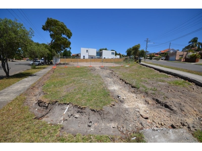 1 Gueudecourt Avenue, Earlwood NSW 2206