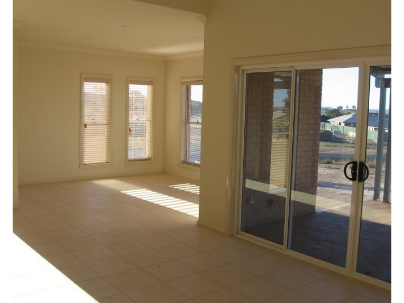 18 Palmer Avenue, Mudgee NSW 2850
