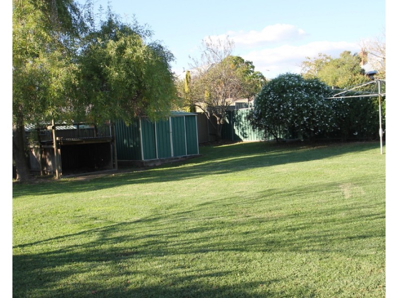 8 Lisbon Road, Mudgee NSW 2850